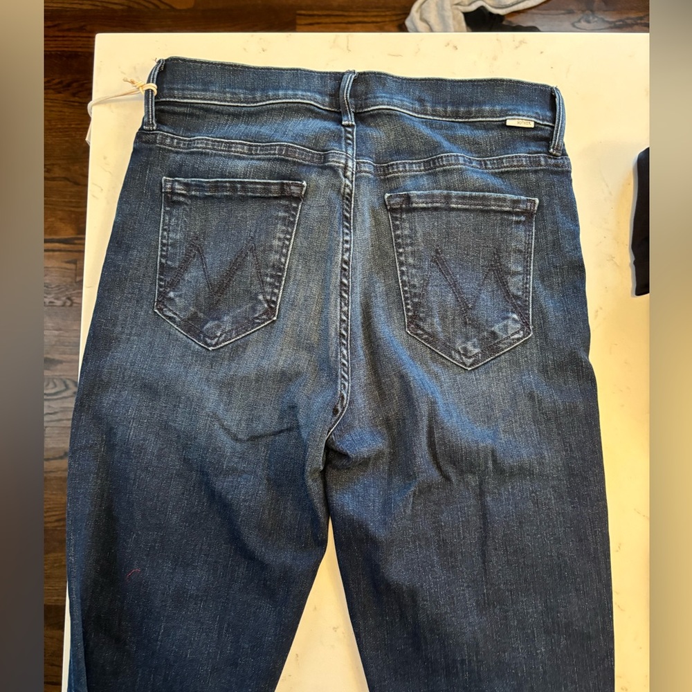 NWT mother jeans size 28